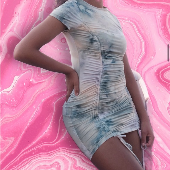Bodycon tye-dye dress - Picture 2 of 2
